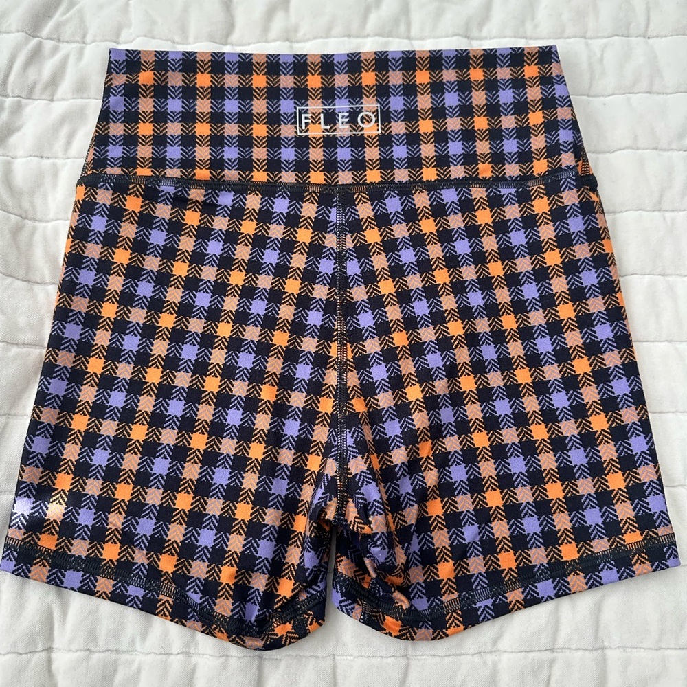 Fleo Women’s Purple & Orange High-Waist Active Shorts